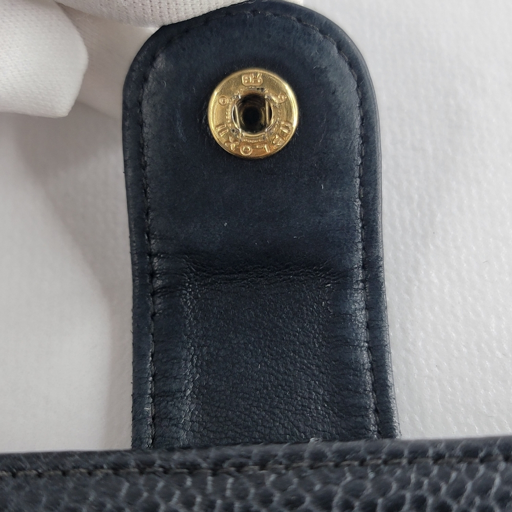 CHANEL Black Leather Wallet - Picture 6 of 10